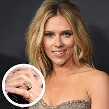 Why Scarlett Johansson Chose An Unusual Ring For Her Engagement To Colin Jost In 2020 Rings For Her Celebrity Engagement Rings Unusual Rings