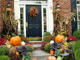 Here are some outdoor fall decorating ideas that i use. Outdoor Fall Decorating Ideas To Kick Off The Holiday Season