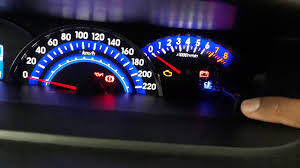 Cara kerjanya seperti pelumas, namun tidak semua komponen di kendaraan bisa disemprotkan oleh cairan ini. Periksa Penggunaan Minyak Fuel Consumption Perodua Alza Diy Youtube