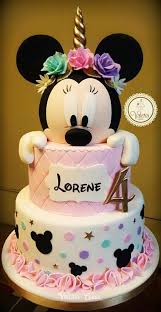 Minnie Mouse Cake Mouse Cake Minnie Cake Minnie Mouse In 2020 Minnie Mouse Birthday Cakes Mickey Cakes Minnie Cake
