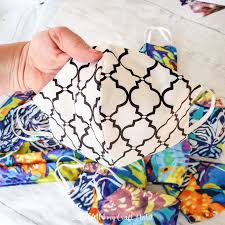 Please add 1/4 seam allowance for all the pattern copyright © craftpassion.com meant for hobby and personal use only. How To Make A Simple Pleated Face Mask With Free Pattern Video Sustain My Craft Habit