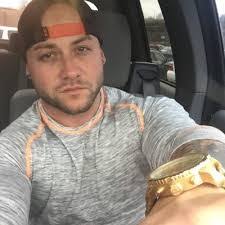 Sean Poston's Instagram, Twitter & Facebook