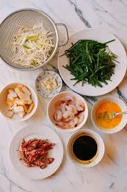 This is a recipe for singapore char kway teow (炒粿條), a favourite local hawker delight. Char Kway Teow Malaysian Noodle Stir Fry The Woks Of Life