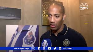 Descubre lo que alfredo quintana (alfredo2996) encontró en pinterest, la colección de ideas más grande del mundo. Alfredo Quintana Alfredo Eduardo Quintana Bravo Fc Porto