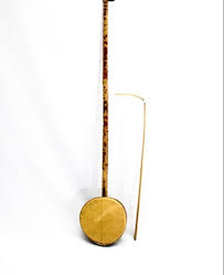 Alat musik ini dimainkan secara sama juga dengan alat musik knobe khabetas, namun, knobe oh memiliki bentuk yang lain. 10 Alat Musik Tradisional Maluku Dan Cara Memainkannya Tambah Pinter