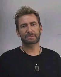 Happy birthday admin Lesley Holman 🥂