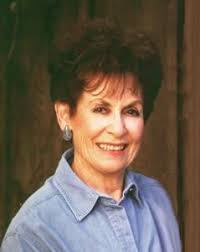 Gladys Davis (1926–2021) of Alton, IL