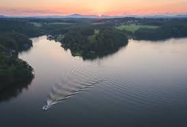 If you have older kids they will no doubt want some extra excitement, and these guys have you covered. Weekend Itinerary For Smith Mountain Lake Virginia S Blue Ridge