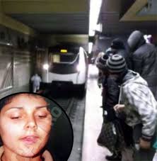 Alina ciucu, tanara in varsta de 25 de ani, ucisa la metrou de o femeie, care ar avea probleme psihice, avea o poveste de viata dramatica. DeclaraÅ£ii In Exclusivitate Despre Crima Care A Socat Romania Primele Imagini Cu Victima De La Metrou