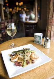 Scallops Rice And Asparagus At Mcmenamins Sand Trap Bar And Grill Gearhart Oregon Food Photography Food And Drink Food