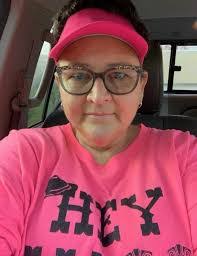 Ruth Wise's Instagram, Twitter & Facebook