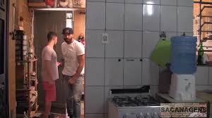 Un nuevo tubo en la cocina. ver en linea