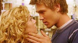 Brooke part à la recherche de sam et nathan essaie de s'adapter à son v.f. Les Freres Scott Lucas Peyton Photos Lucas And Peyton One Tree Hill Leyton
