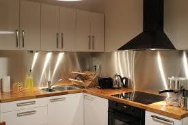Découpez votre tôle inox brossé sur mesure, idéale pour l'équipement de votre cuisine ou à utiliser dans votre salle de. Epingle Sur Cuisines