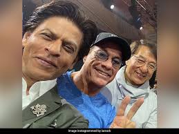 A hong kong police detective, chan ka kui (jackie chan), works with the cia to track a mysterious woman named natasha (grishajeva nonna). When Shah Rukh Khan Met His Heroes Jean Claude Van Damme And Jackie Chan See Pics