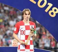 Luka modric was born in zadar, croatia back in 1985 not wearing a headband. Luka Modric Haircut Hairstyle 2021 Taperfadehaircut Com