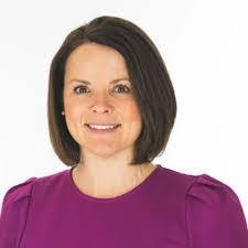 Amanda Reliford's Instagram, Twitter & Facebook