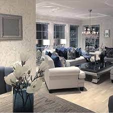 Idee Pour Donner Du Charme A Votre Salon Livingroomshabbychic Modern Apartment Living Room Blue Living Room Decor Elegant Living Room Decor