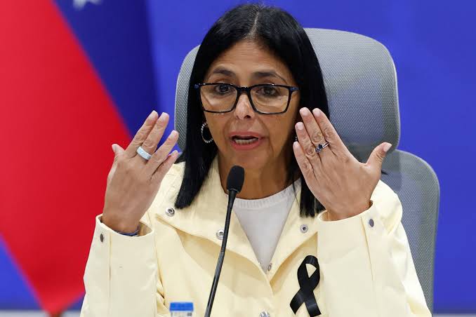Delcy Rodríguez le pidió a Carlos III la liberación del oro venezolano en  el Banco de Inglaterra - Infobae