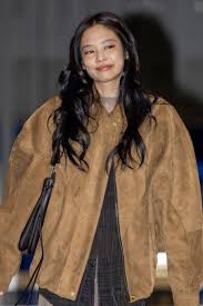 BLACKPINKs Jennie Kim Gave the Naked Dress Trend a Boho Spin — See Photos  | Teen Vogue