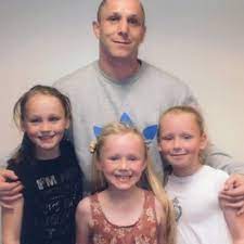 Caroline talks about her decision whether or not to have her second and third children tested after her. Caroline Harding Carolin26754012 Twitter