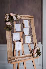 Mariage De Lucie Raphael Dans Les Pyrenees Atlantiques Dans De Les Lucie Mariage Pyreneesatlantiques Rapha Wedding Decorations Wedding Table Mariage