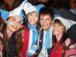 13 resultado(s) para tu búsqueda. Famososargentina On Twitter Eva De Dominici Cande Vetrano Dario Lopilato Y Lali Esposito 2006