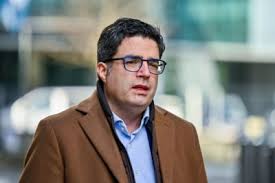 Listen to steven van gucht | soundcloud is an audio platform that lets you listen to what you love and share the sounds you create. Steven Van Gucht Hou Het Bij Wandelen Met Tien In Plaats Het Nieuwsblad Mobile