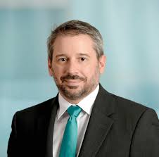 New Traf ic Signal for South Sound