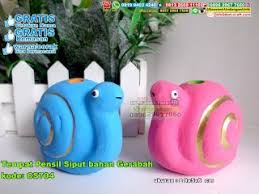 Tempat Pensil Siput Bahan Gerabah Souvenir Pernikahan Tempat Pensil Pensil Contoh Undangan Pernikahan