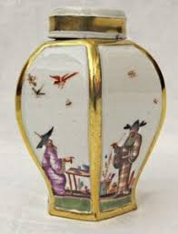 This exceptional tea caddy is beautifully inlaid throughout. First Opium War Historic Uk