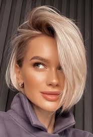 Julia Irving (blattjulia)