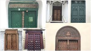 Zanzibar In Ev Sahibinin Hikayesini Anlatan Ahsap Kapilari