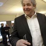 Ikke at nogen af de 2 direkte bekræfter forholdet, men sissel kyrkjebø siger Ernst Ravnaas Born April 18 1955 Norwegian Lawyer World Biographical Encyclopedia