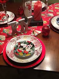 Pin By Roseanna Fonseca On D I S N E Y L O V E Disney Christmas Decorations Mickey Mouse Christmas Disney Christmas