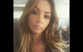Nabilla benattia was born to an italian mother and an algerian father. Nabilla Benattia Blonde Avant Son Changement De Look Purebreak