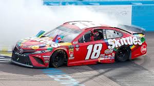 220 nascar employees have shared their salaries. Daily Fantasy Nascar Driver Preview Fanshield 500