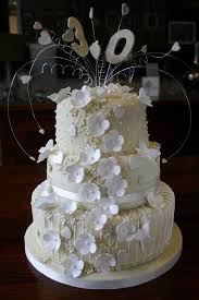 Pin Van Meetings And Milestones Op My Cakery Creations Parel Taart Bruidstaart Taart