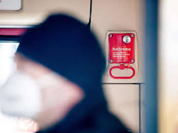 Da zwölf menschen wieder aus der häuslichen isolierung entlassen werden konnten, liegt die zahl der. Uvlgitgfbchdhm