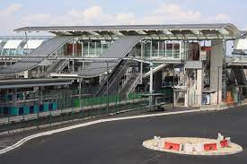 Massy is served by two interchange stations on paris rer line b and rer line c: Bahnhof Massy Palaiseau Wikipedia