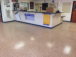 Commercial Floor Retail 1 4 Saddle Tan Flake Blend Medium Broadcast On Baja Beige Colored Epoxy Vapor Barrier F Commercial Flooring Epoxy Floor Garage Floor