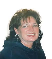 Cheryl Hitt's Instagram, Twitter & Facebook