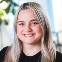 Karen Kaup's Instagram, Twitter & Facebook