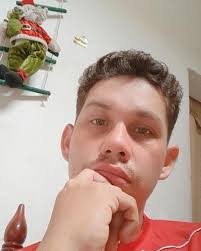 Frank Roa's Instagram, Twitter & Facebook