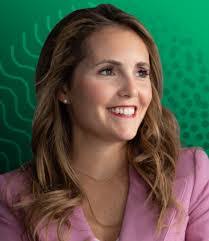 Stacey Kline's Instagram, Twitter & Facebook