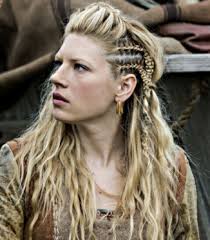 Inspired by the epic hairstyles nordic warriors wore on the battlefield, viking hairstyles are usually defined by their edgy, rugged appearance, and are surprisingly similar to many of the popular hairstyles you see today. Traditional Viking Hairstyles For Women 2020