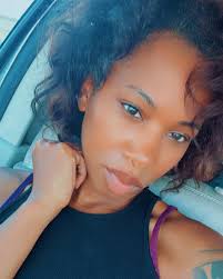 Taylor's Vilag Boutique