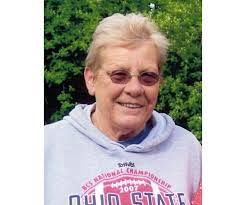 Tammy Lowell's Instagram, Twitter & Facebook