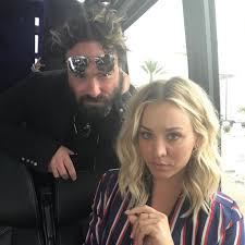 Maybe you would like to learn more about one of these? Nach Trennungsnews Johnny Galecki Gratuliert Kaley Cuoco Promiflash De