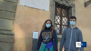 Trovate soluzioni, non possono continuare così. Studenti In Sciopero Contro La Dad Scuola Tgr Toscana